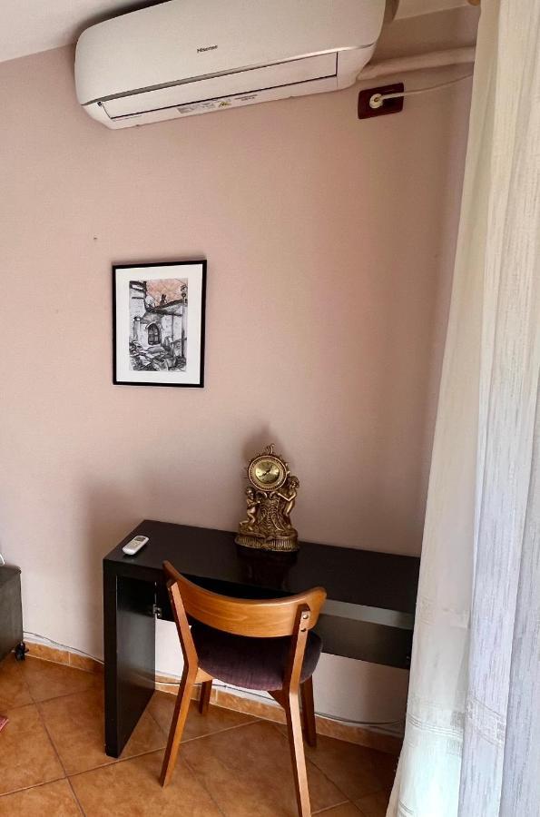 Apartment In Skanderbeg Square - Tirana Center 1 Εξωτερικό φωτογραφία
